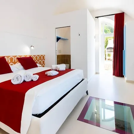 My Exclusive Italy - Elegant In Infinity Pool & Design Willa Anacapri (Isola di Capri)