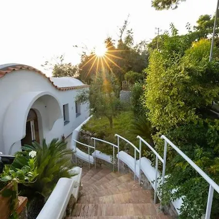 Sorrentovibes - Elegant In Infinity Pool & Design Villa Anacapri (Isola di Capri)