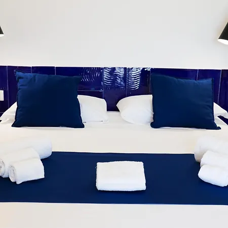 My Exclusive Italy - Elegant In Infinity Pool & Design